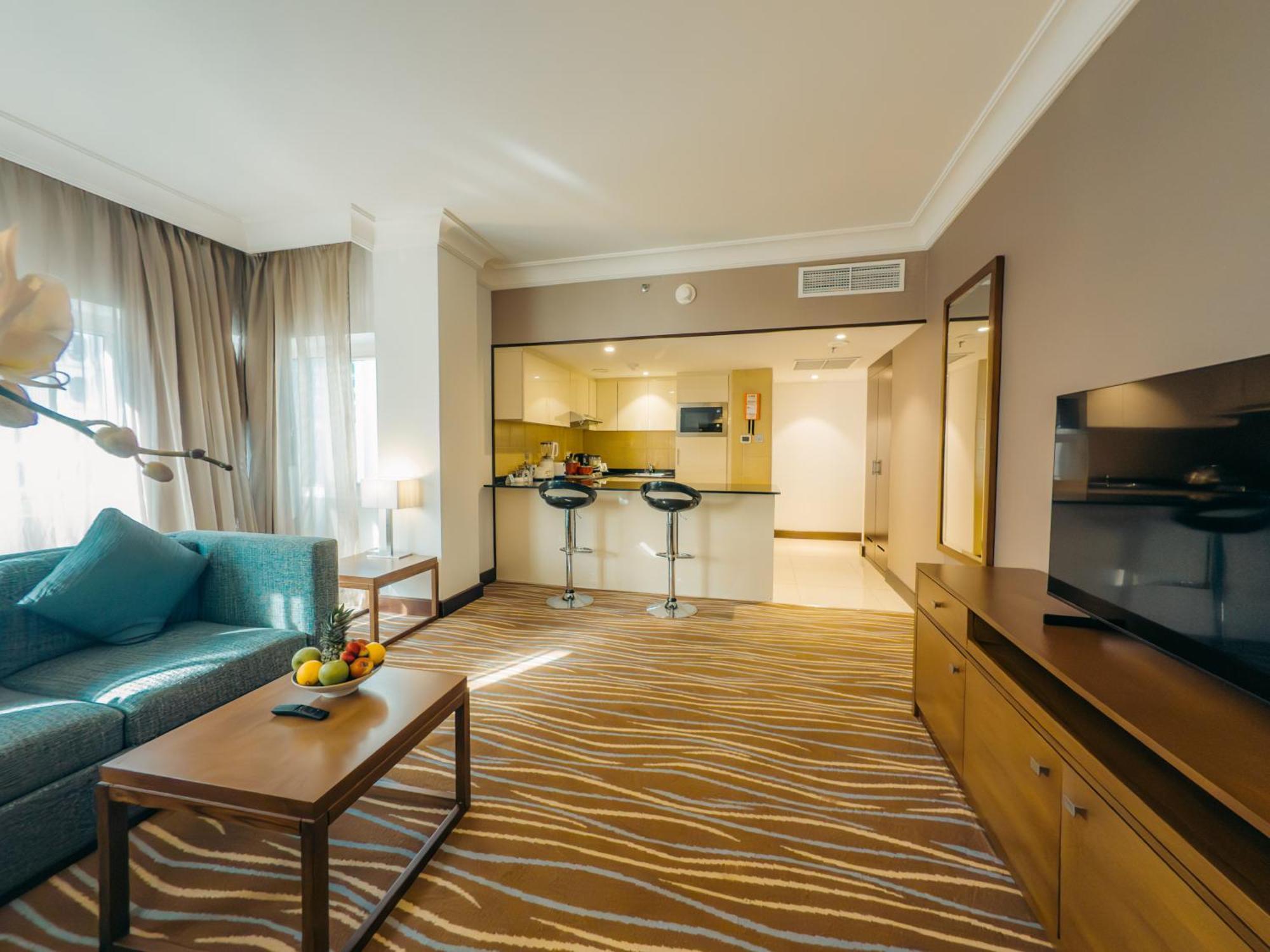 Copthorne Downtown By Millennium Hotel Abu Dhabi Exterior foto